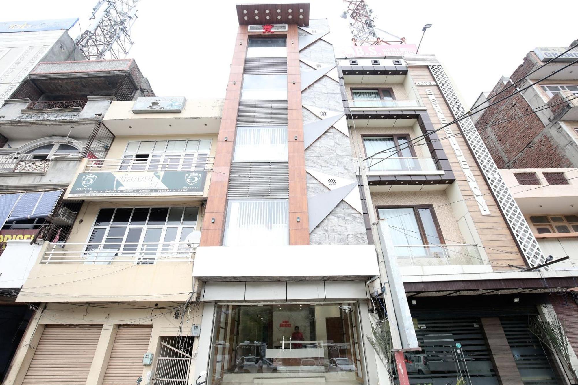 OYO 17307 Hotel Kings Amritsar Eksteriør bilde