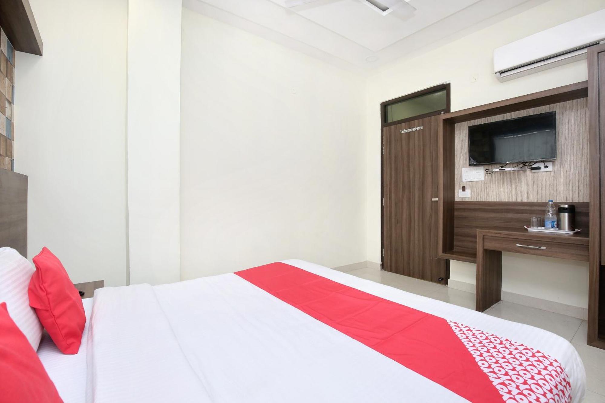 OYO 17307 Hotel Kings Amritsar Eksteriør bilde