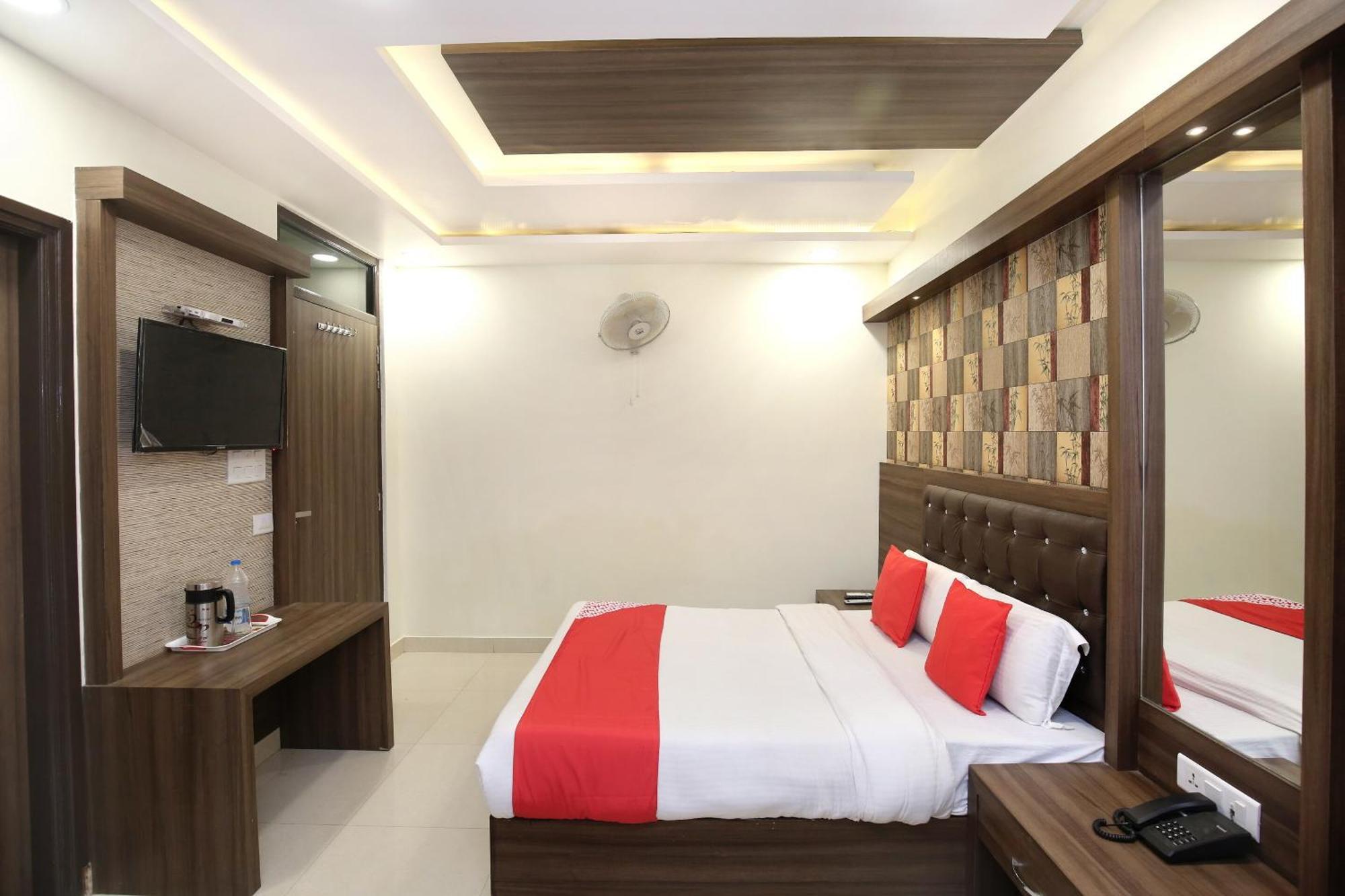 OYO 17307 Hotel Kings Amritsar Eksteriør bilde