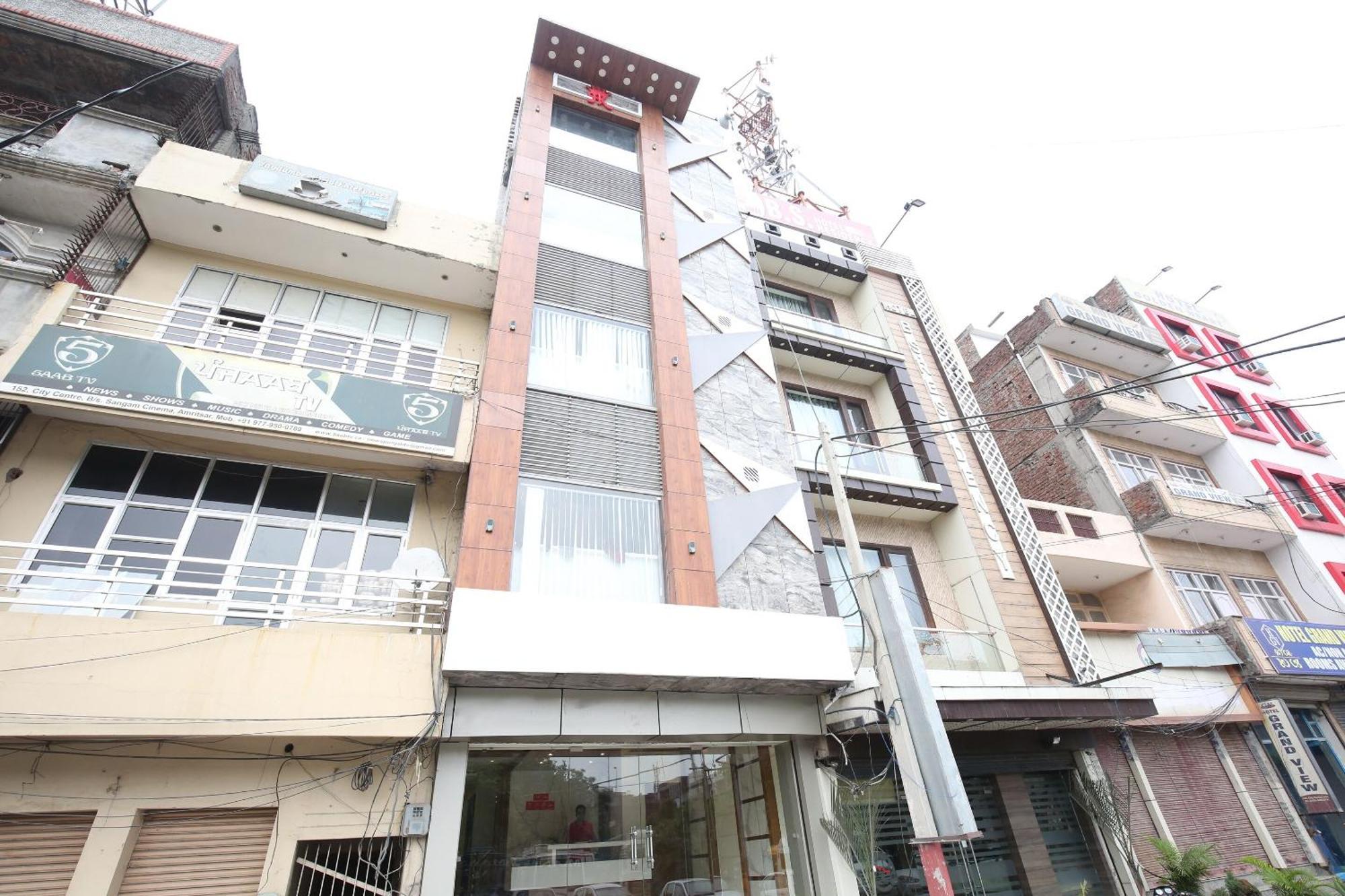 OYO 17307 Hotel Kings Amritsar Eksteriør bilde